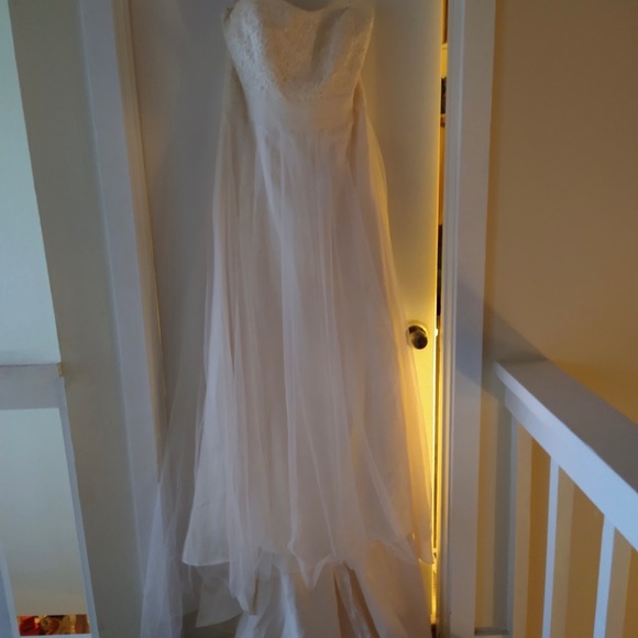 Ivory Strapless Wedding Dress NWT!! - Picture 5 of 7